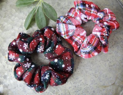 scrunchi ju christmas
