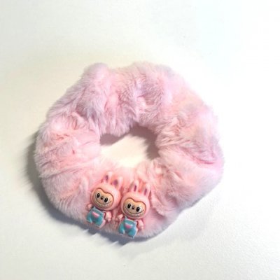 Labubu Scrunchie - best friend rosa