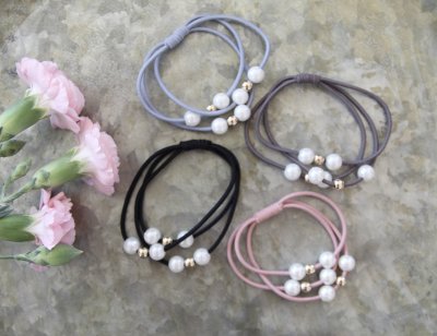 hårsnodd med pärlor