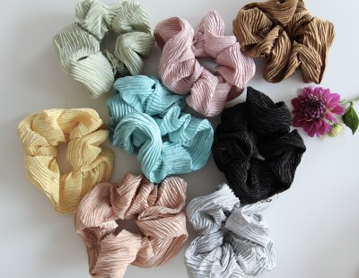 srunchies i pastell
