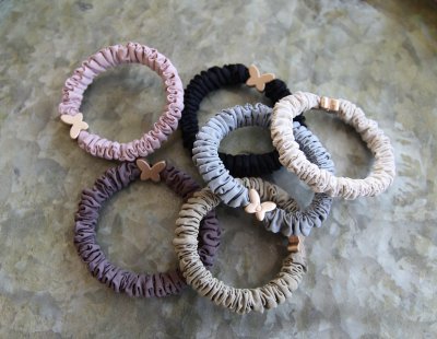 Hårsnodd - Golden butterfly black